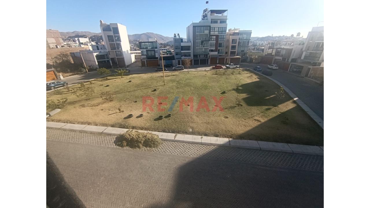 Se Alquila Departamento Urb Villa Don Genaro - 2