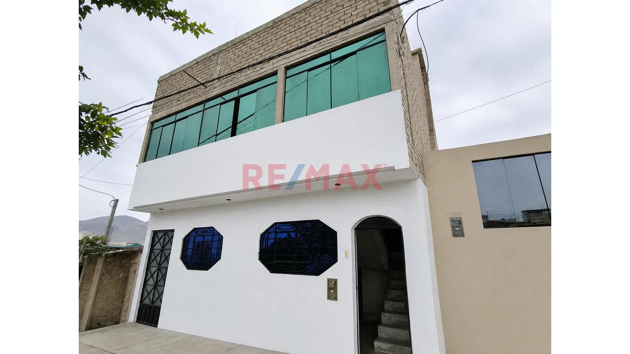 Venta De Casa En Puente Piedra - 1