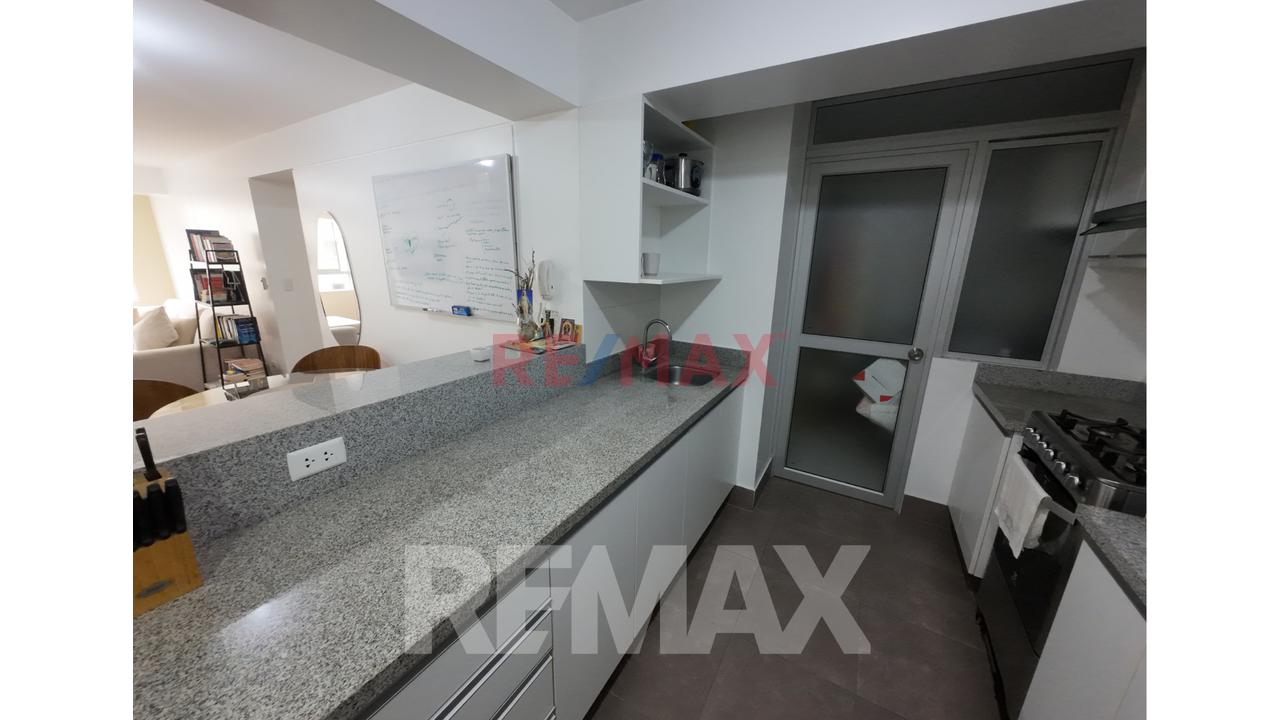 Venta De Departamento Amoblado En Jesus Maria 66 Mts + Deposito — foto 9