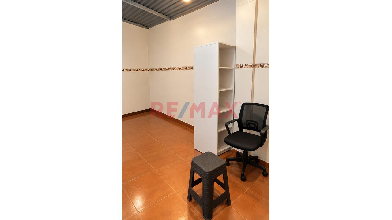 Venta De ¡Casa + Minidepartamento Independiente Frente A Parque! Urb Palao Smp — foto 4