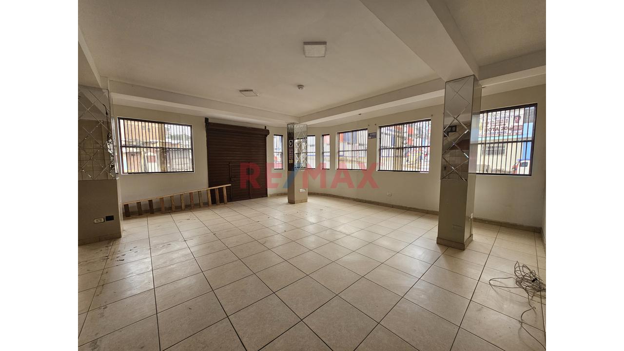 Local Comercial En Alquiler De 80 M² – Av. Revolución, Villa El Salvador