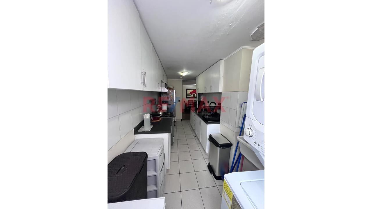 Venta De Departamento Con Estacionamiento En Condominio - San Miguel — foto 3