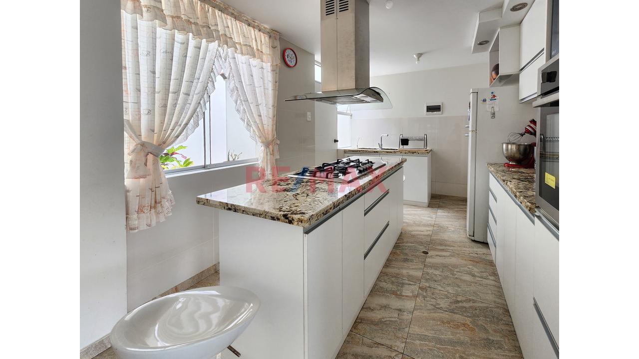 Hermosa Y Moderna Casa Con Piscina En Huanchaco Tradicional - 6