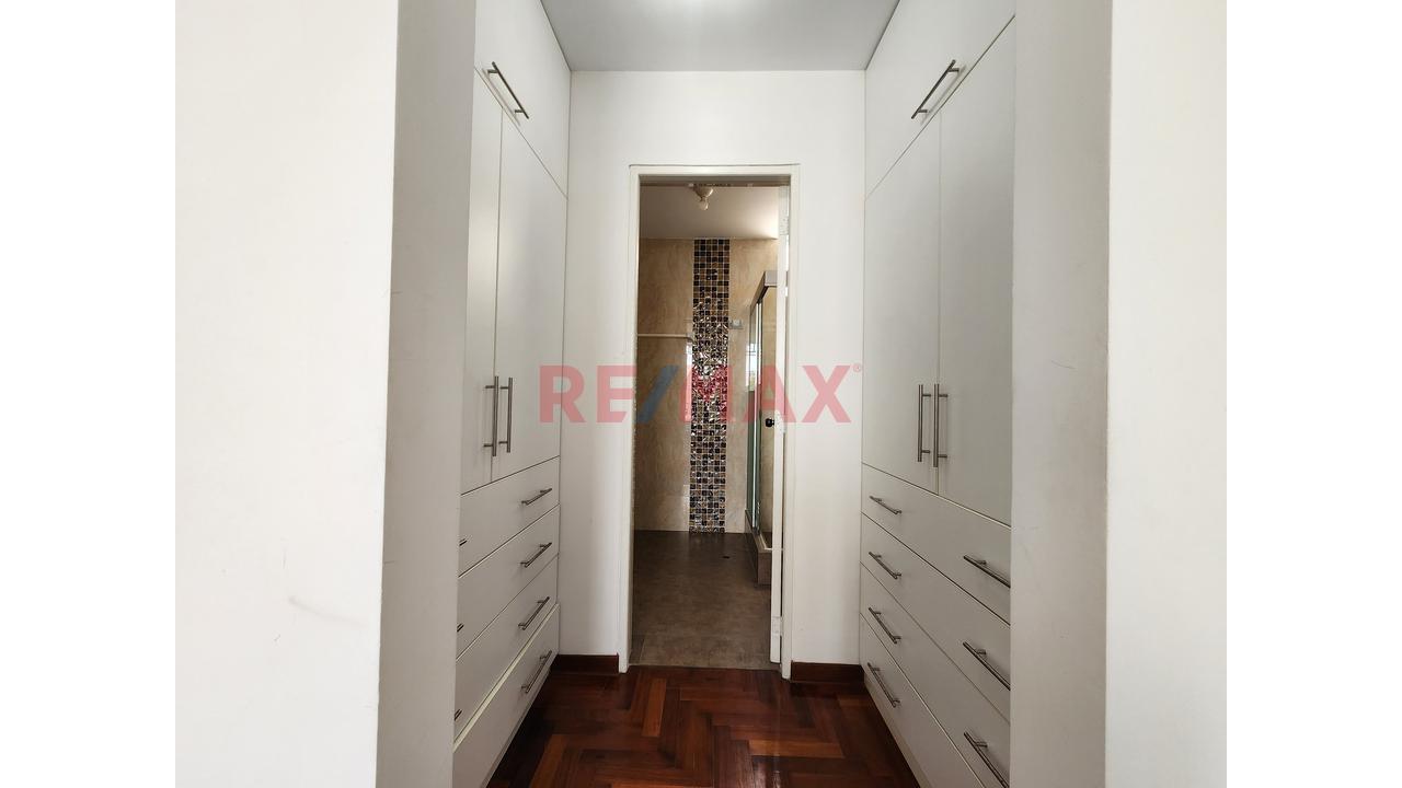 Hermosa Y Moderna Casa Con Piscina En Huanchaco Tradicional - 12