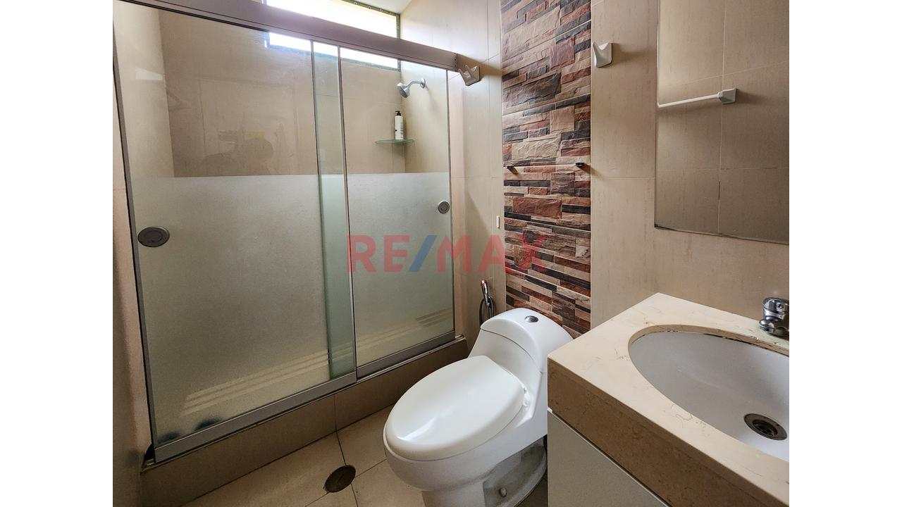 Hermosa Y Moderna Casa Con Piscina En Huanchaco Tradicional - 10