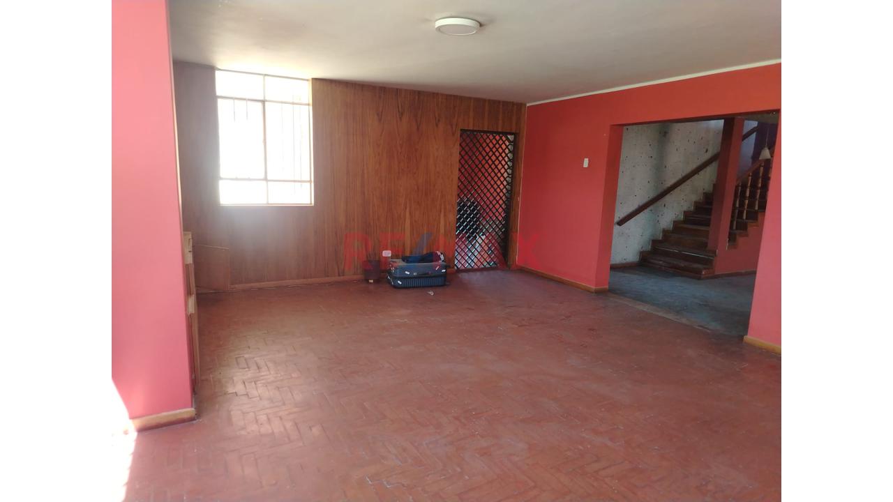¡Excelente Oportunidad De Inversión En Socabaya! ✨🏡 - 3