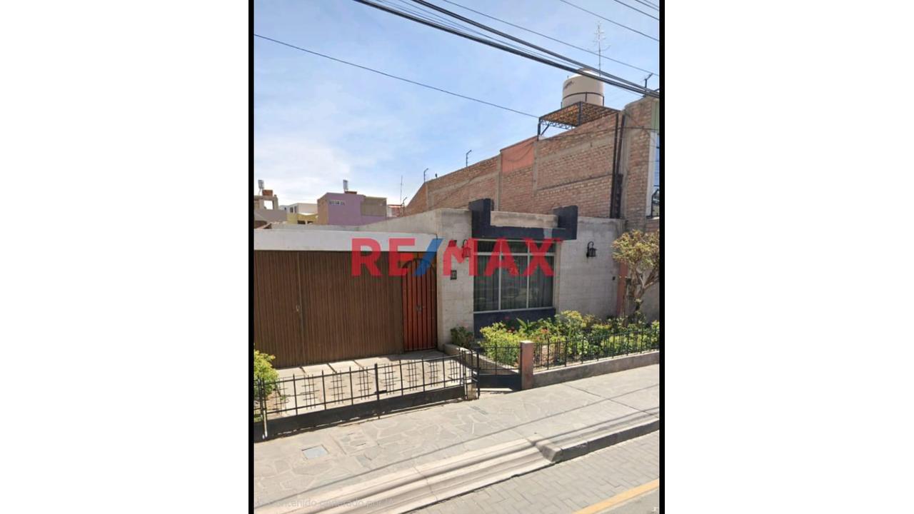 ¡Excelente Oportunidad De Inversión En Socabaya! ✨🏡 - 1