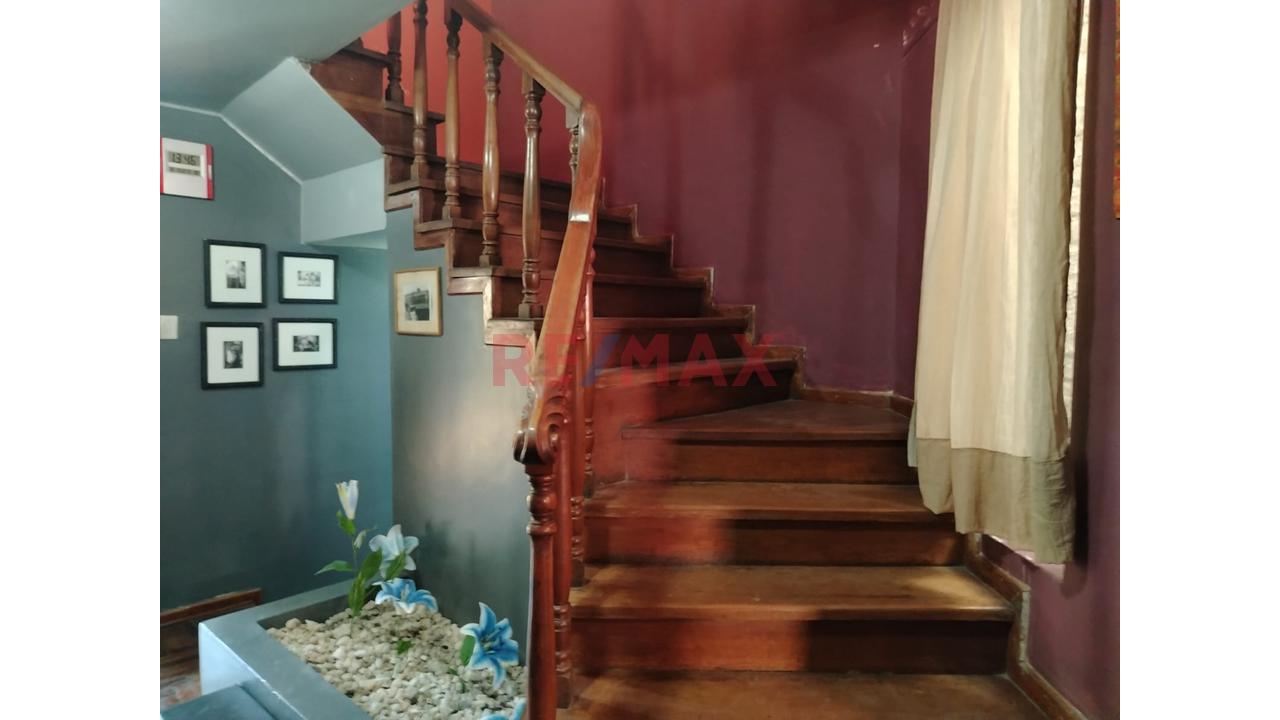 Oportunidad De Inversión Y Desarrollo Inmobiliario 📍 Urbanización Lara F17 – Socabaya - 17