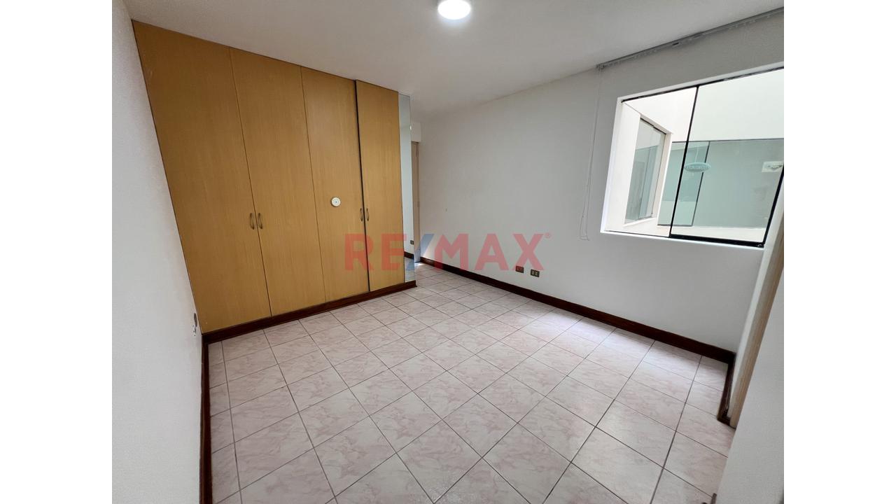 🟦 Jesús María: 90 M² De Espacio, 3 Habitaciones, Piso 3 Con Ascensor Y Cochera — foto 15