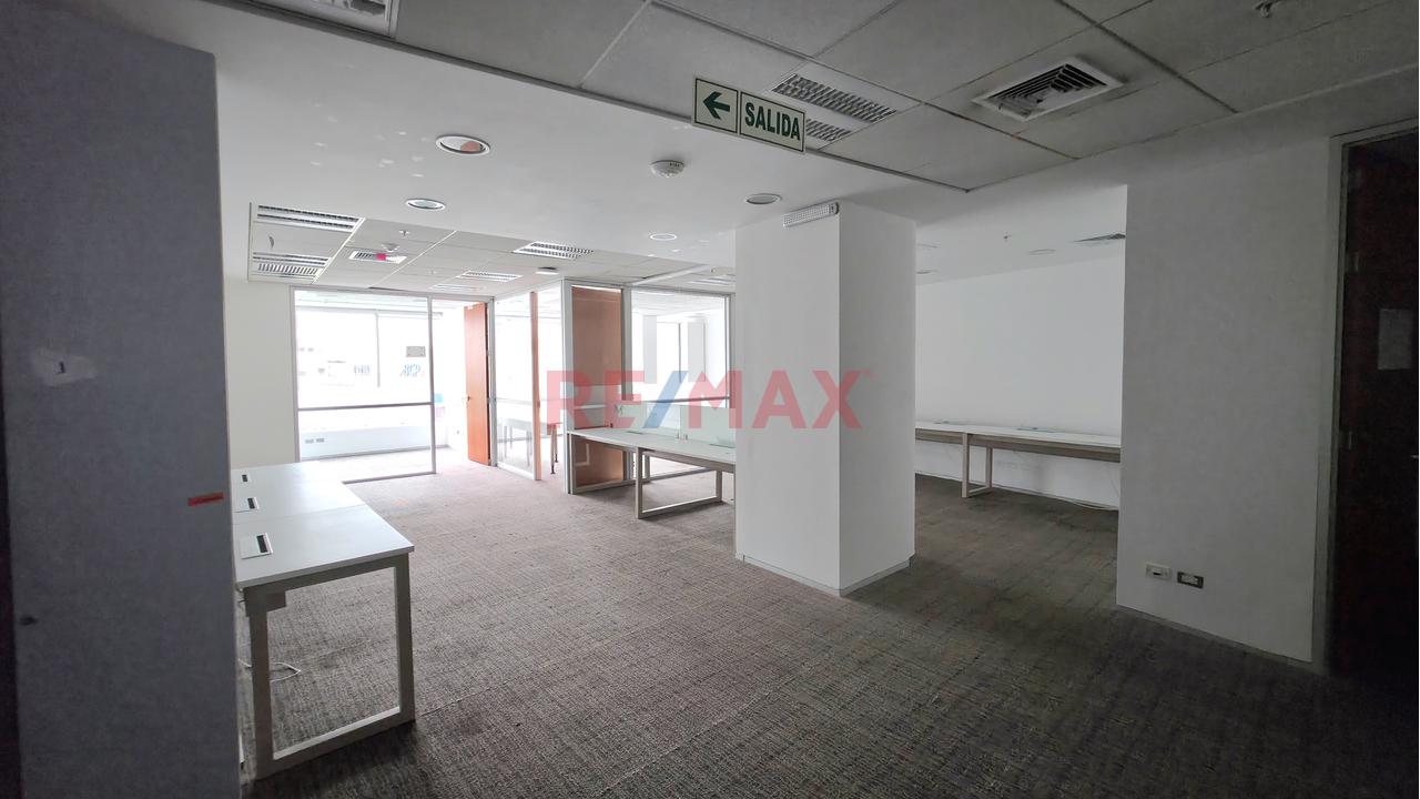 Alquiler Oficina Prime Implementada | San Isidro Empresarial – Basadre — foto 14
