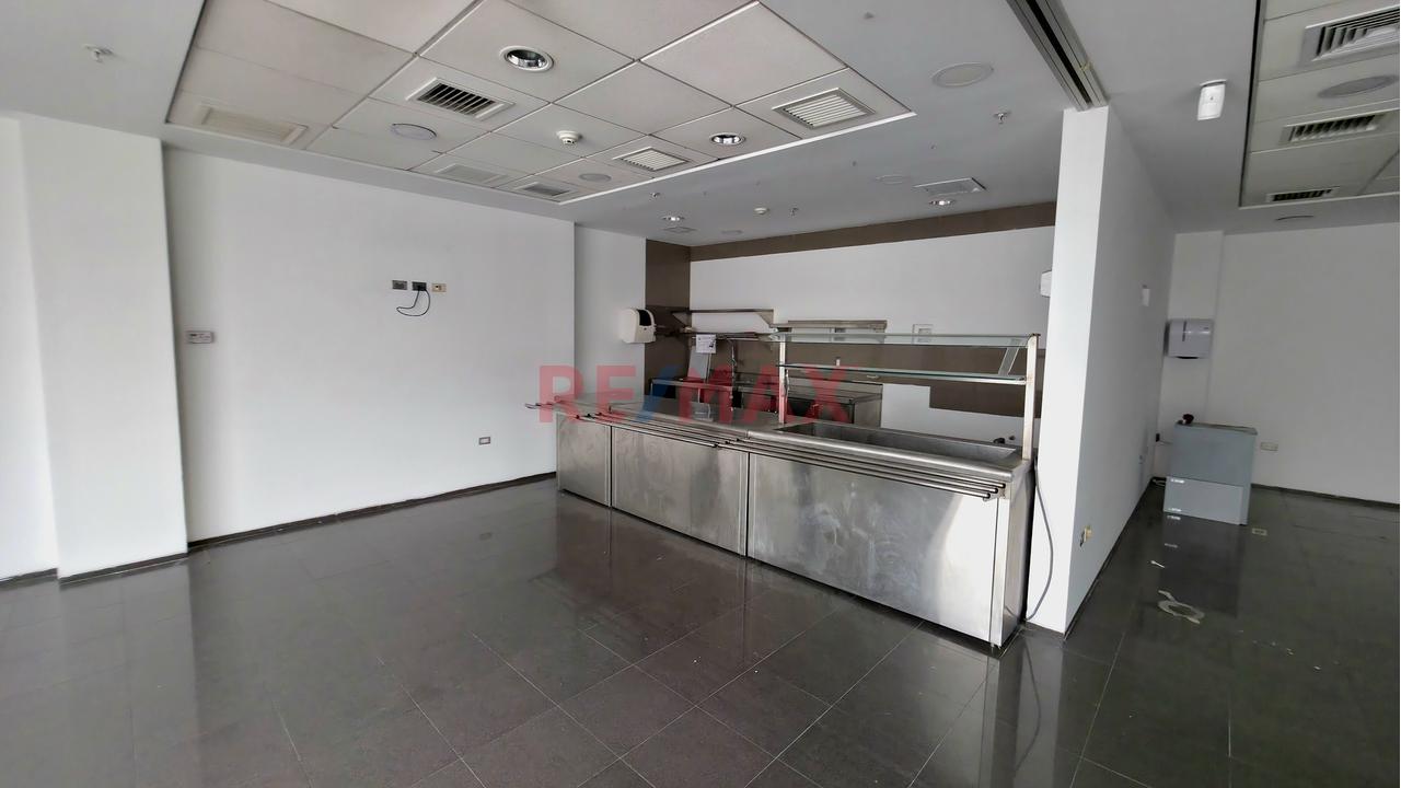 Alquiler Oficina Prime Implementada | San Isidro Empresarial – Basadre — foto 12