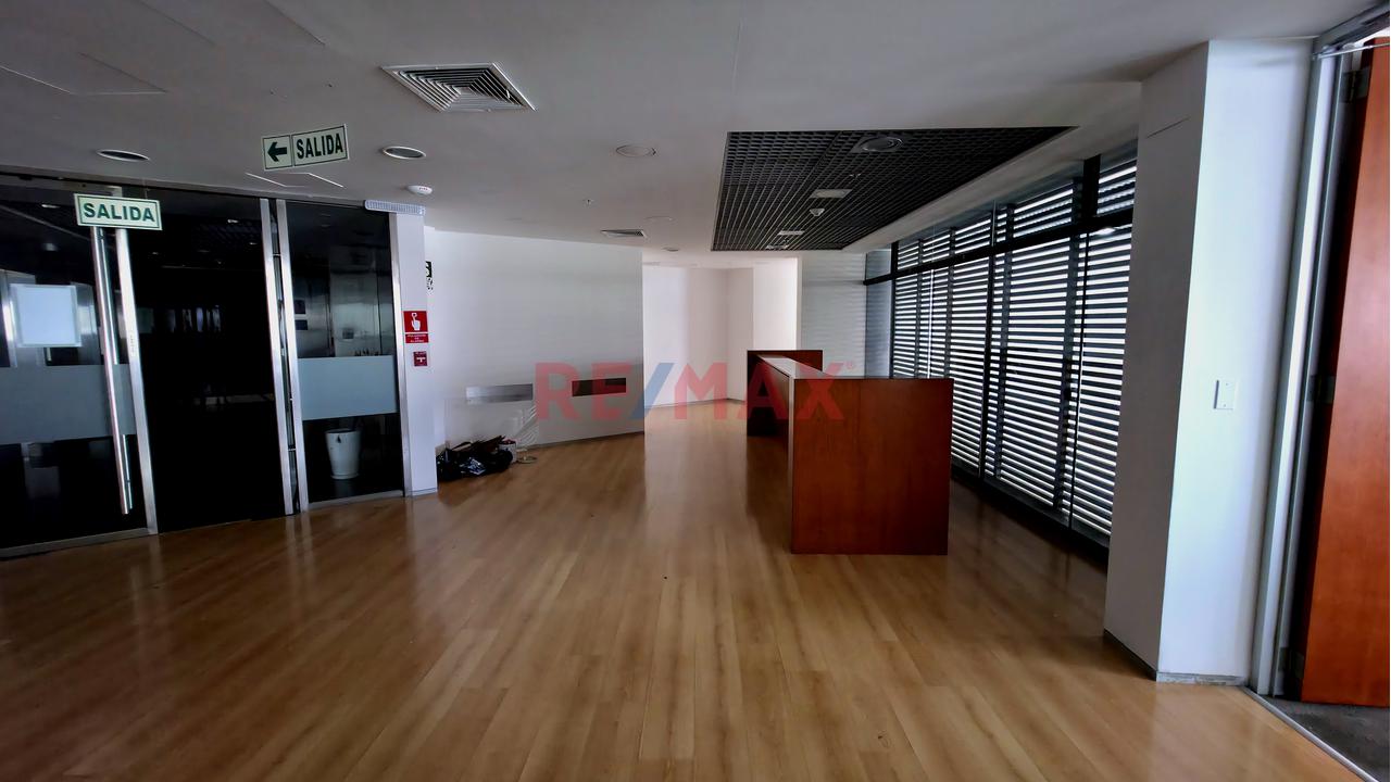 Alquiler Oficina Prime Implementada | San Isidro Empresarial – Basadre — foto 4