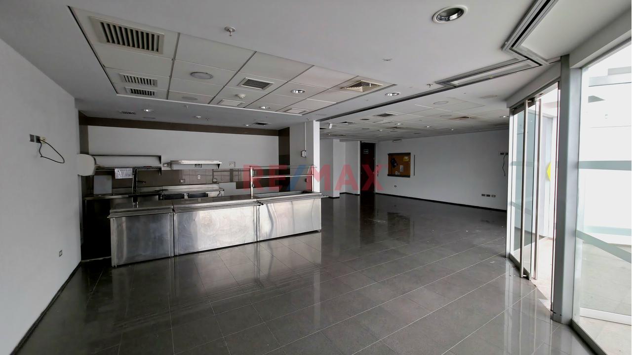 Alquiler Oficina Prime Implementada | San Isidro Empresarial – Basadre — foto 11