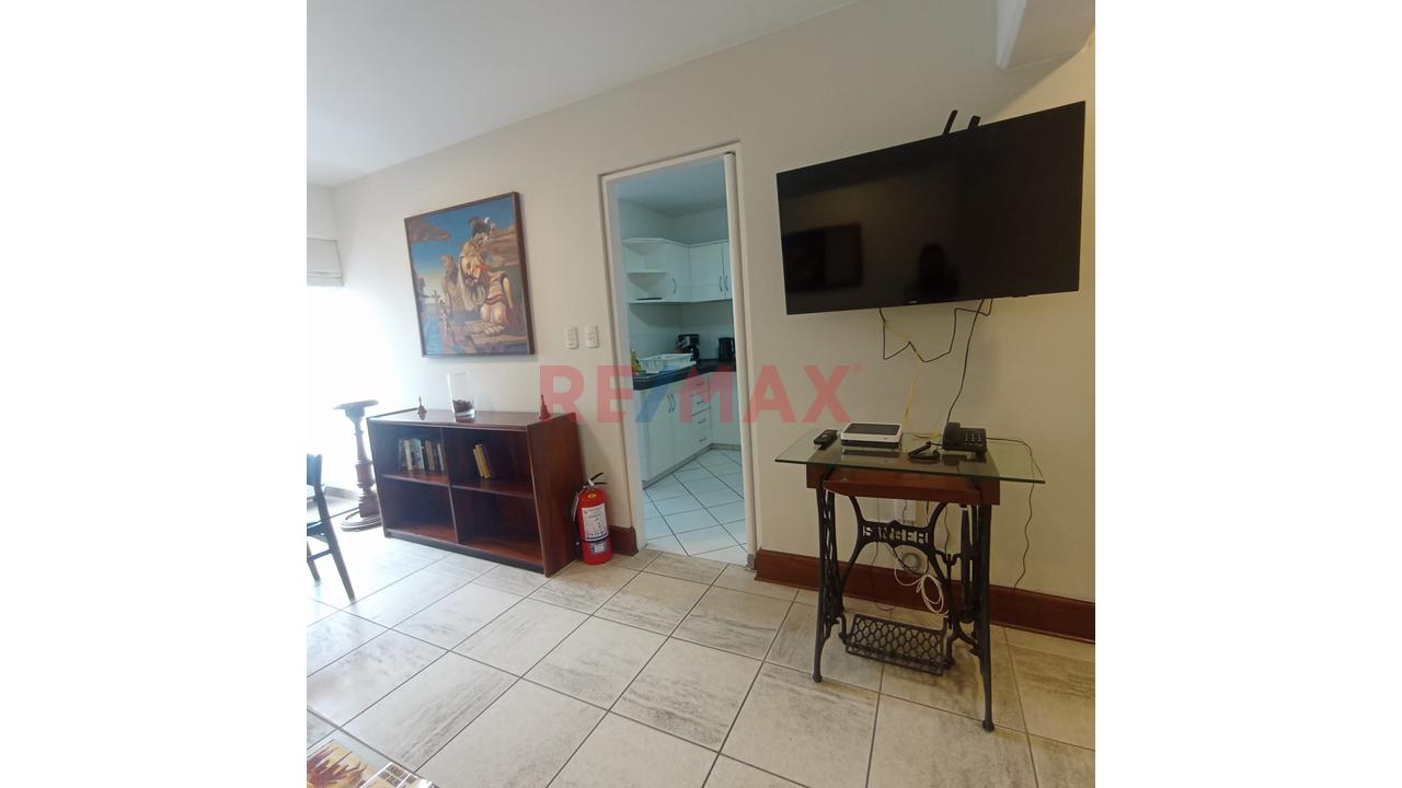 Exclusivo Dúplex En El Corazón De Miraflores – Cerca A Larcomar Y El Malecón. 3 Dormitorios - 4