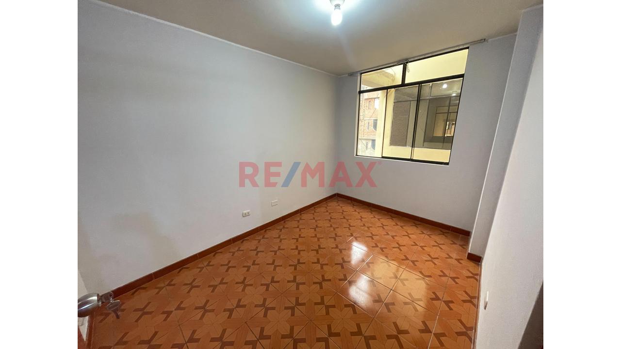 Venta Departamento De 4 Dormitorios – Urb. Villasol, Los Olivos — foto 6
