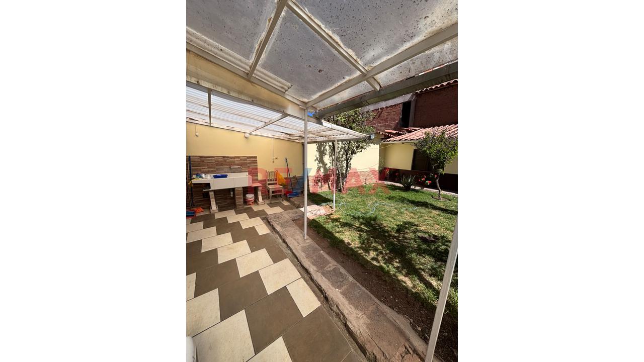 Amplia Casa En Alquiler Para Empresas – Urb. Coviduc, San Sebastián - 17