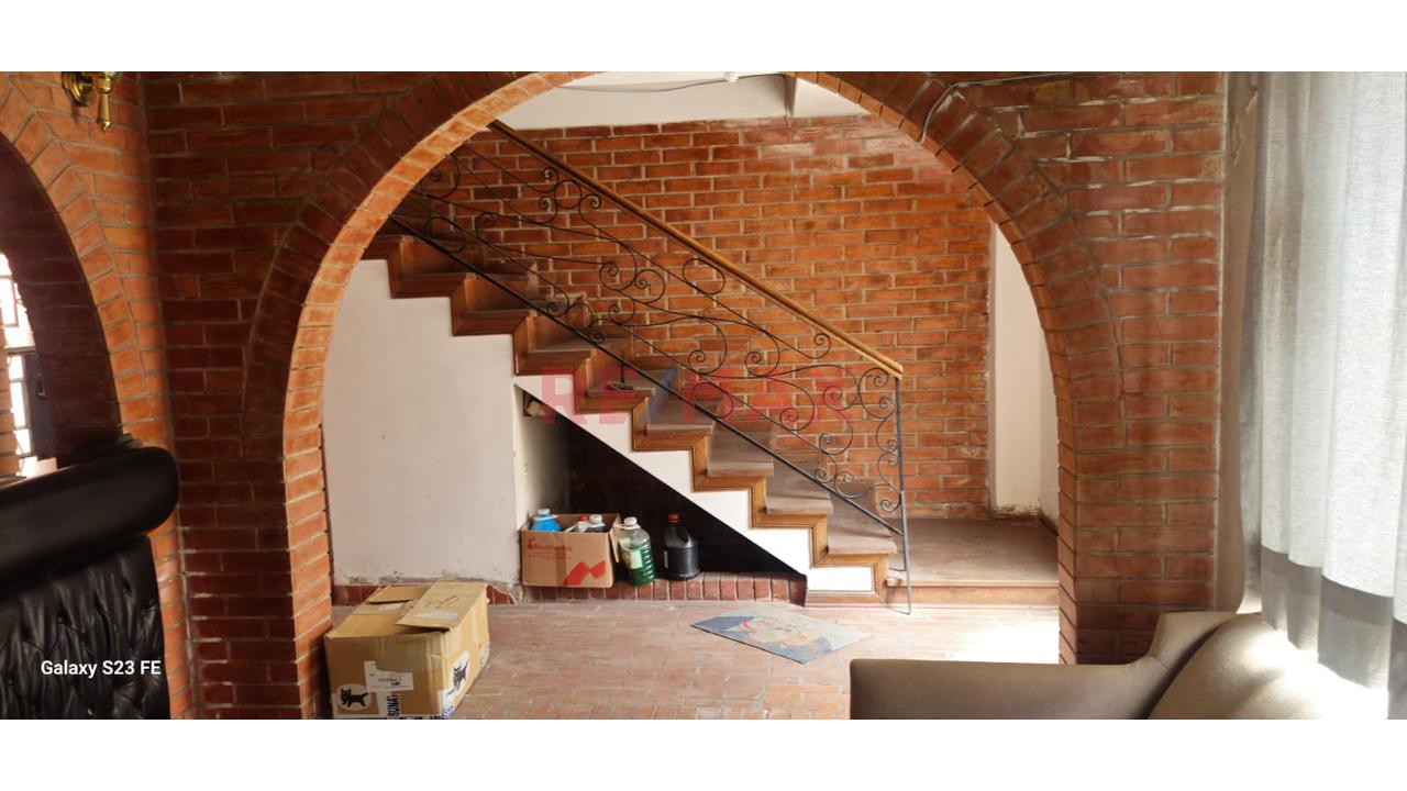 Casa Como Terreno De 144.15 M² En Urb. Pando – Excelente Ubicación** - 8