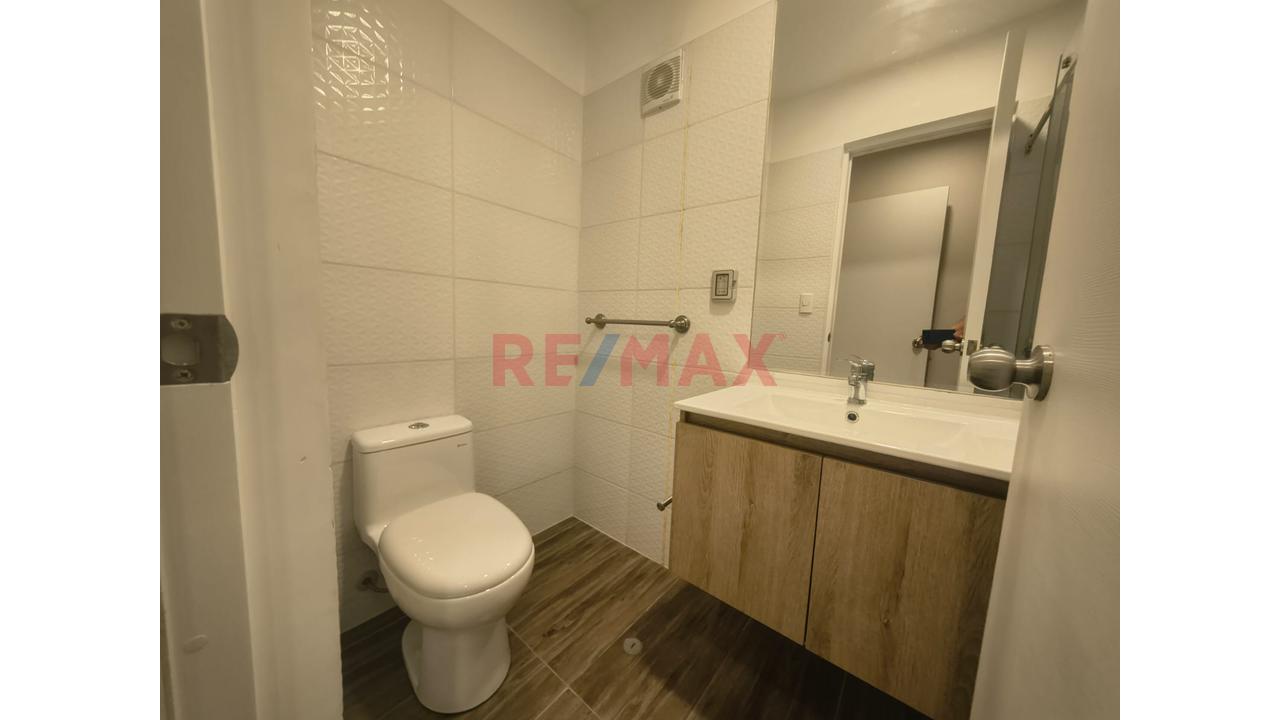 Venta De Departamento De 75M² En Jesús María - 12