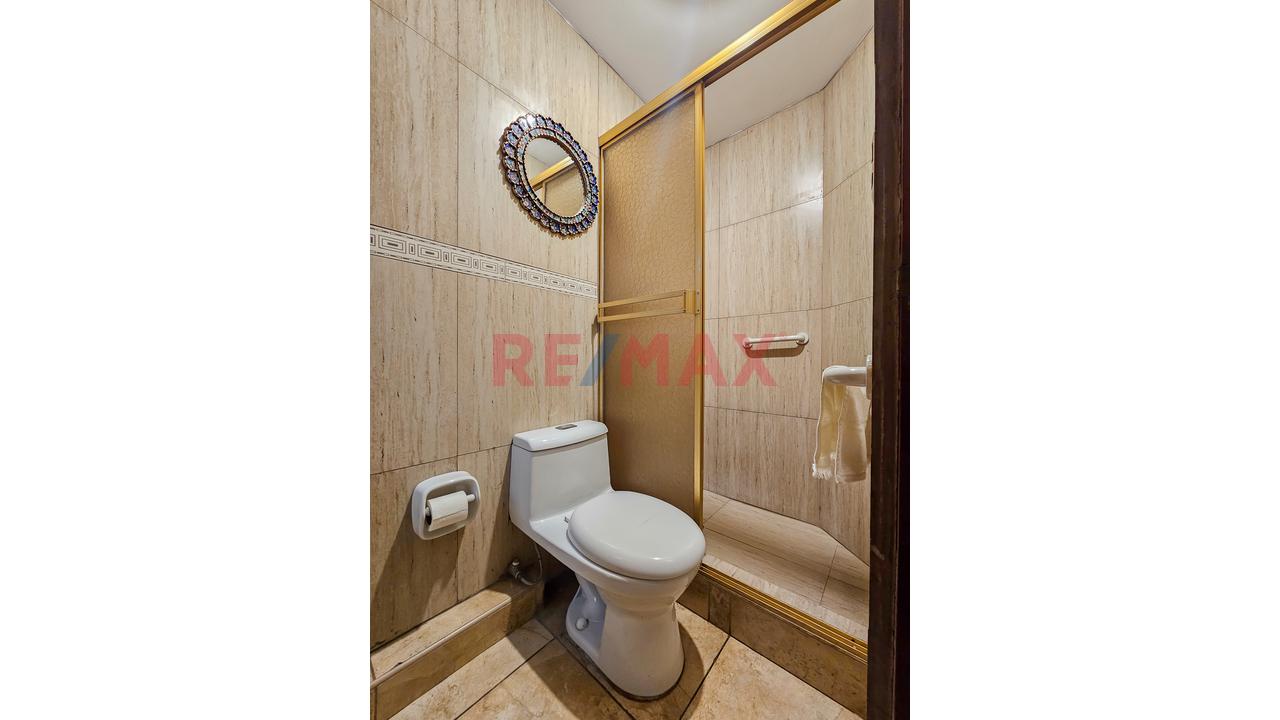 Departamento 2 Habitaciones, Vista Exterior, Cochera, Terrazas En Pueblo Libre — foto 12