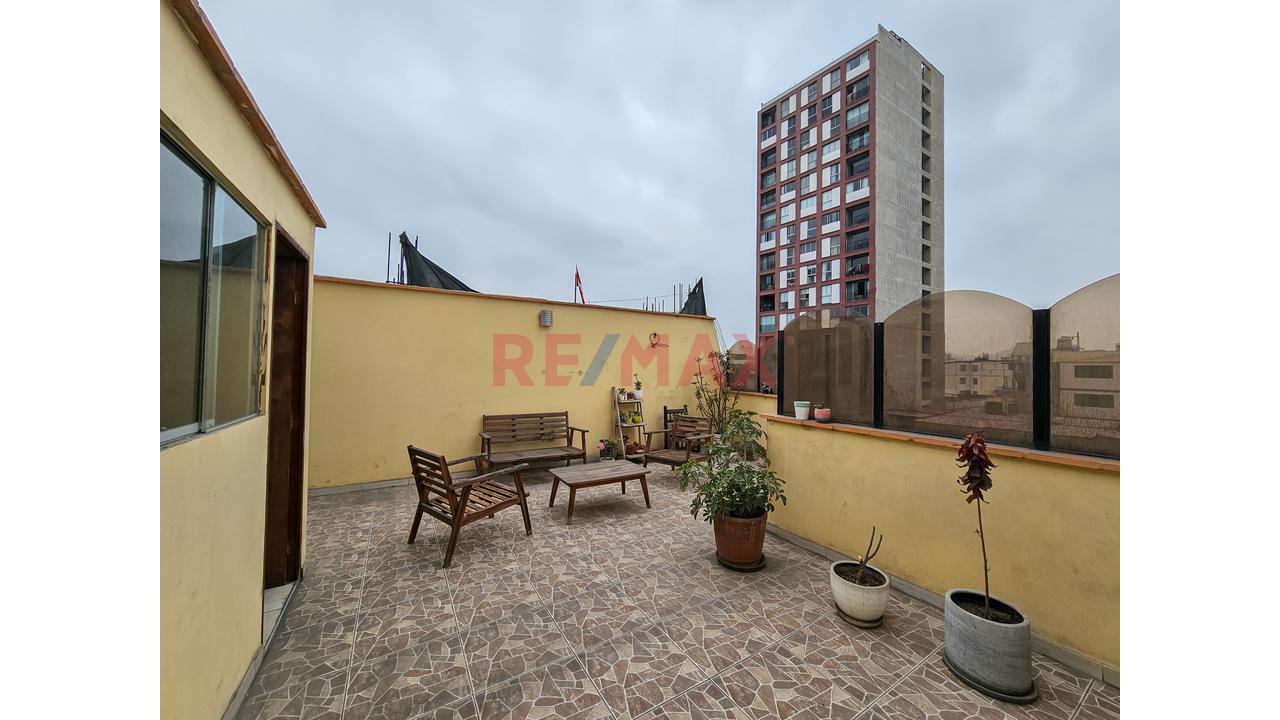 Departamento 2 Habitaciones, Vista Exterior, Cochera, Terrazas En Pueblo Libre — foto 13