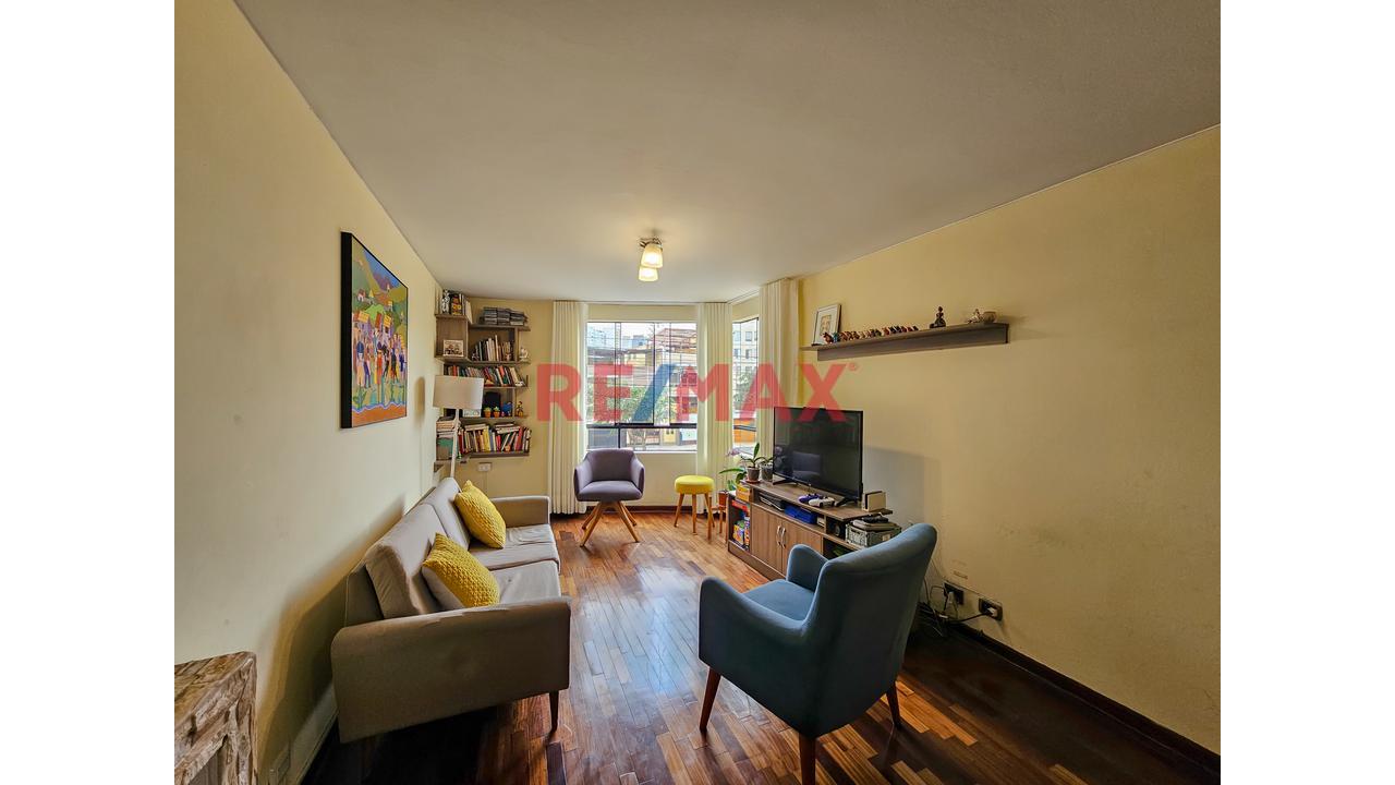 Departamento 2 Habitaciones, Vista Exterior, Cochera, Terrazas En Pueblo Libre