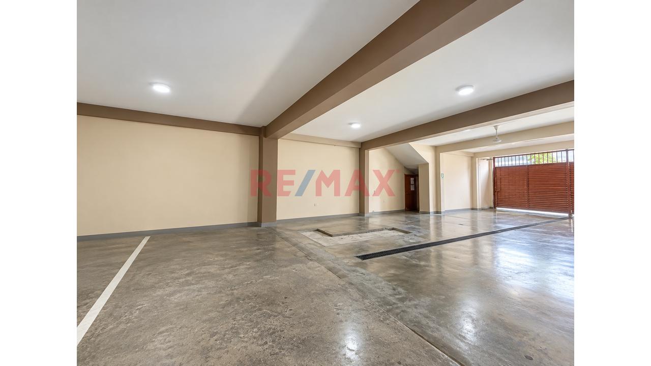 Propiedad Comercial En San Juan De Lurigancho - 9