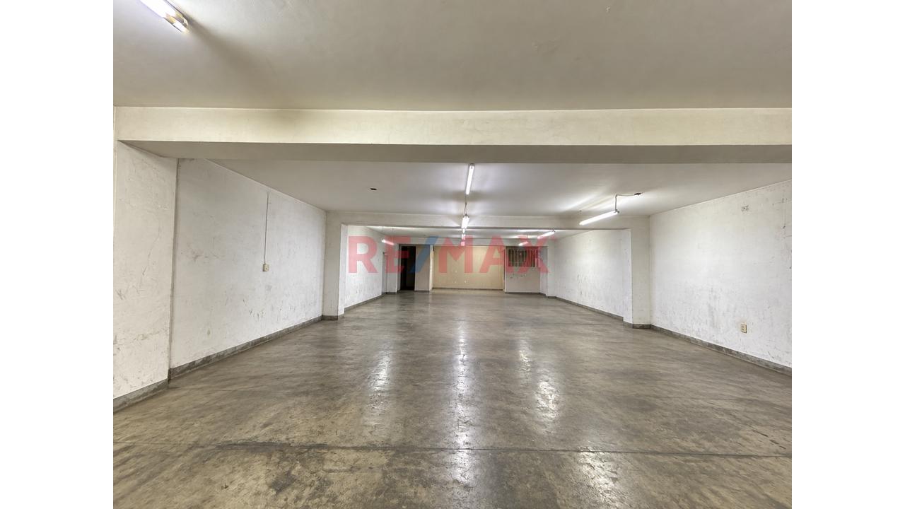 Propiedad Comercial En San Juan De Lurigancho - 4