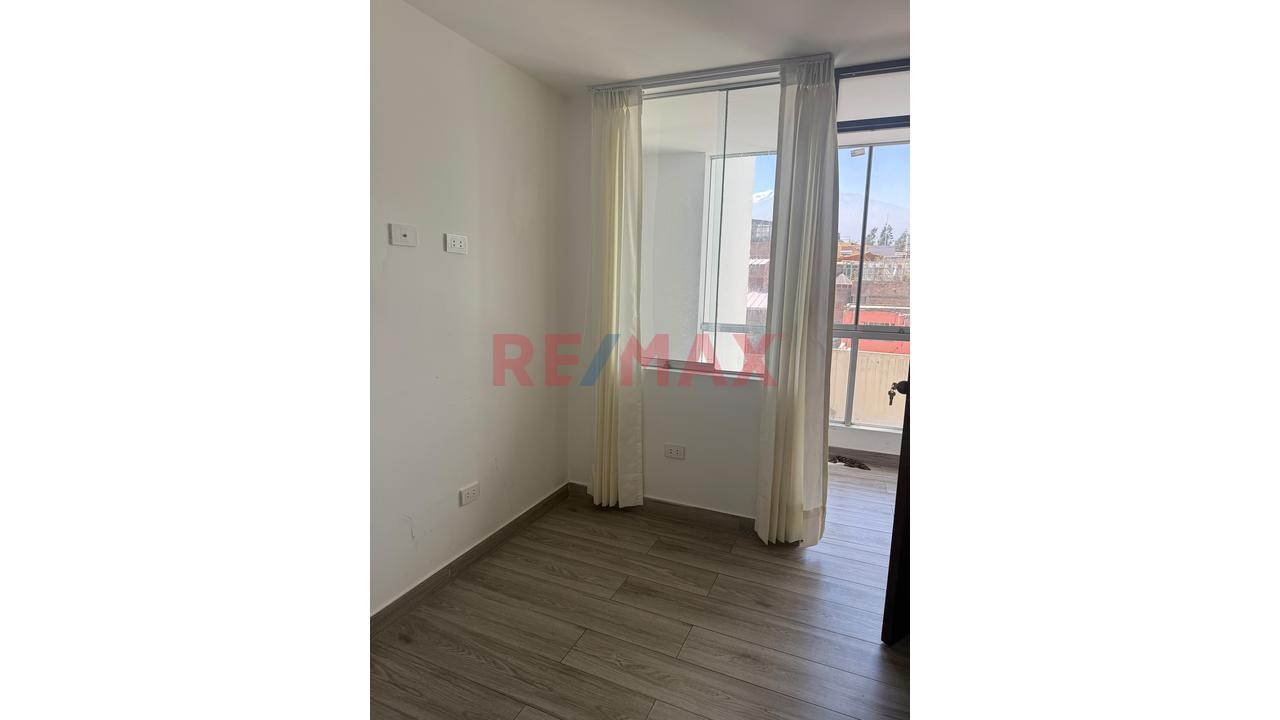 🏢 Alquiler De Departamento – Yanahuara (Av. Alfonso Ugarte) 🏢 - 9