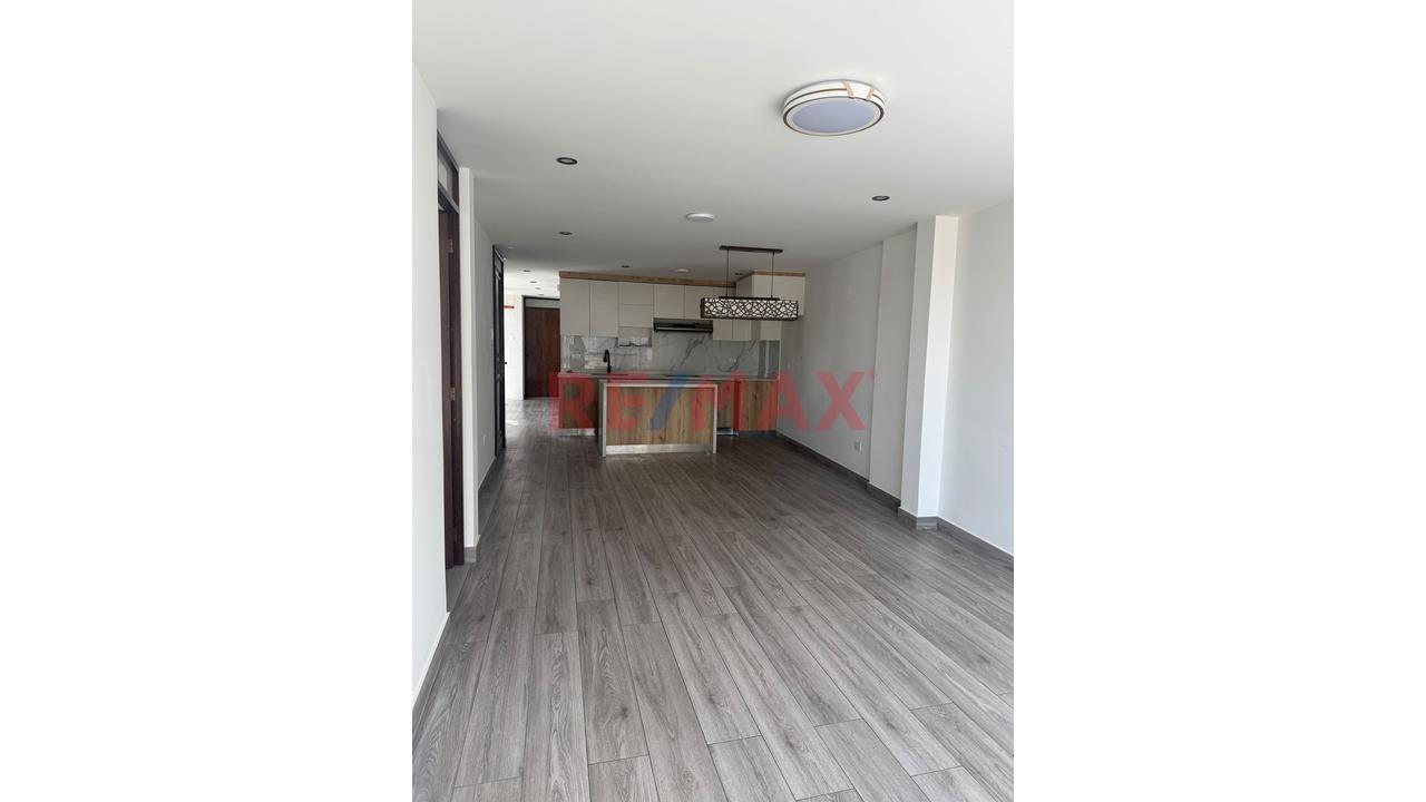 🏢 Alquiler De Departamento – Yanahuara (Av. Alfonso Ugarte) 🏢