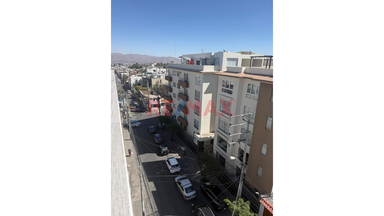 🏢 Alquiler De Departamento – Yanahuara (Av. Alfonso Ugarte) 🏢 - 14