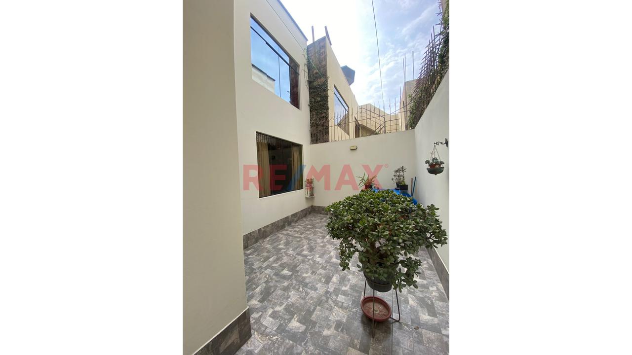 Oportunidad!! Casa En Venta La Molina — foto 9