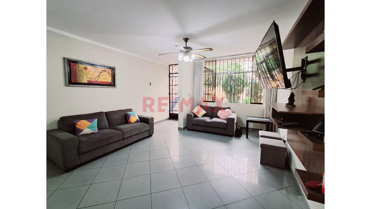 Oportunidad!! Casa En Venta La Molina — foto 3