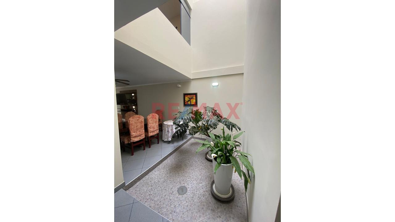 Oportunidad!! Casa En Venta La Molina — foto 5