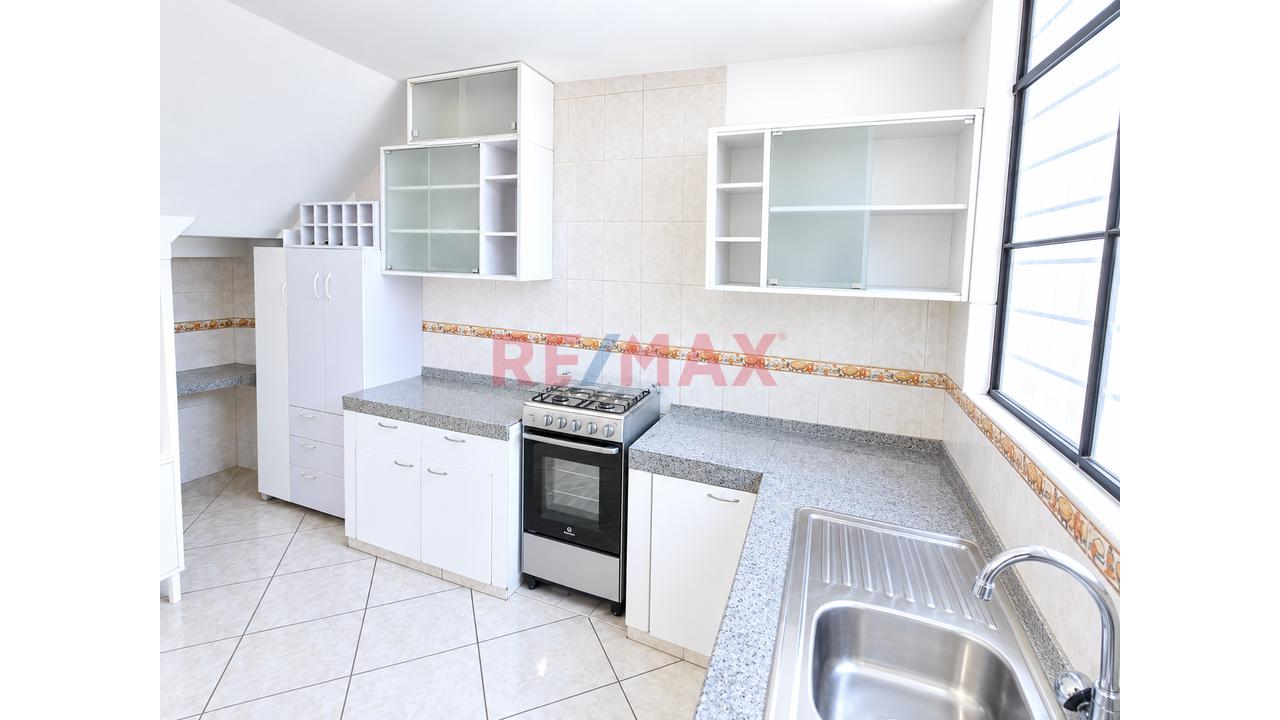 Oportunidad!! Casa En Venta La Molina — foto 6