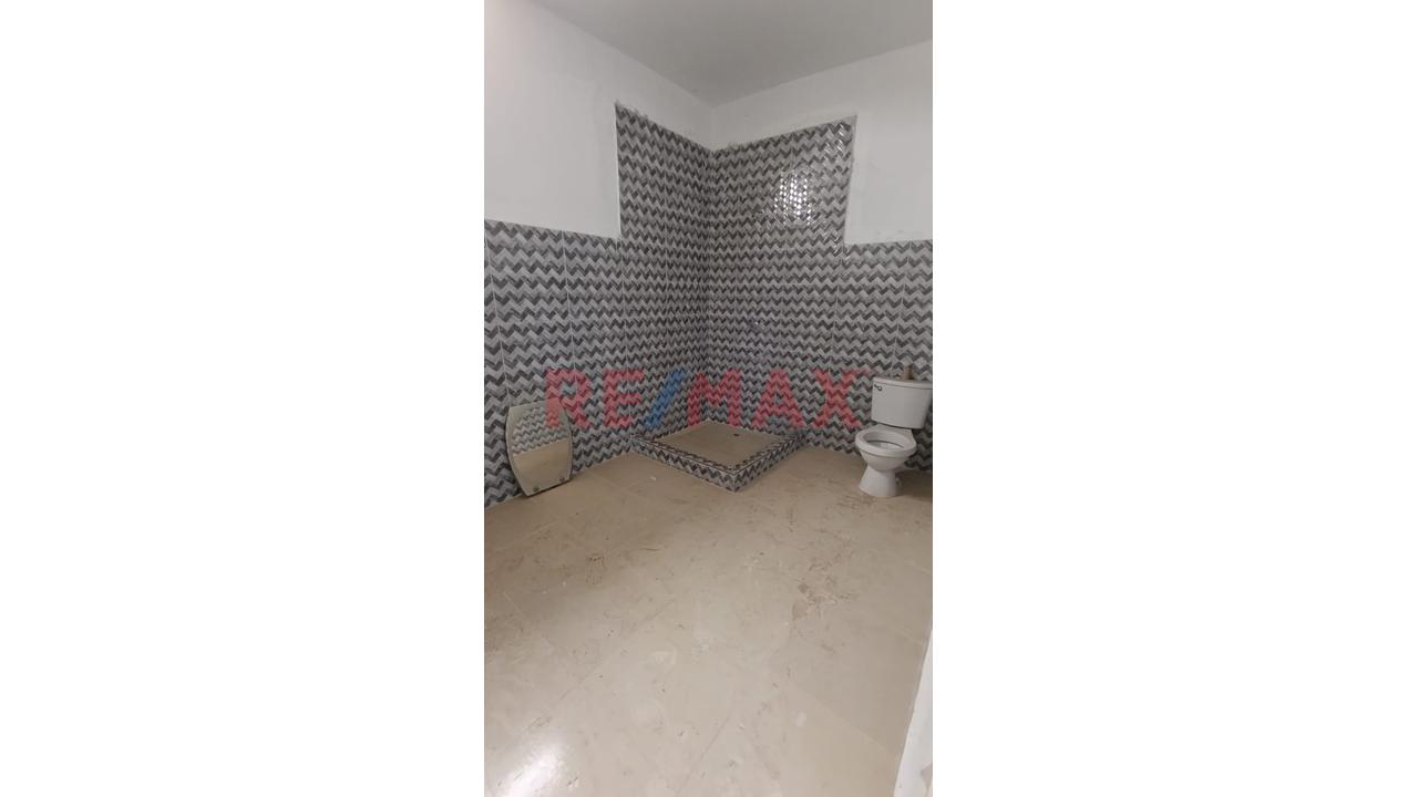 Local Comercial En Zona Altamente Comercial, En Avenida Principal!! - 7