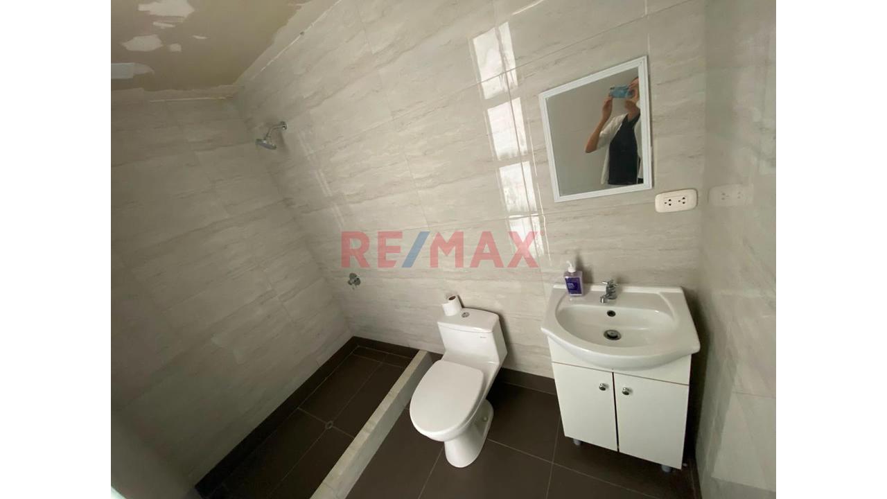 Alquiler De Casa Urbanizacion Boulevard Plark Plaza - 9