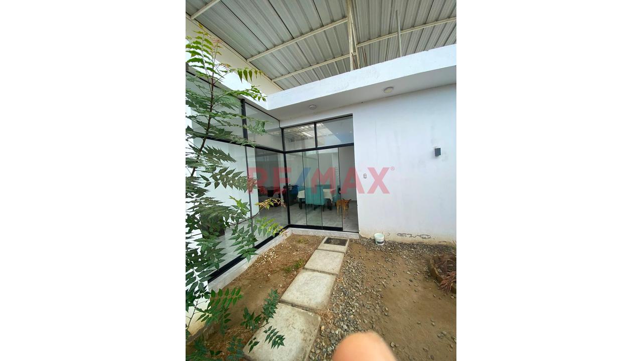 Alquiler De Casa Urbanizacion Boulevard Plark Plaza - 2