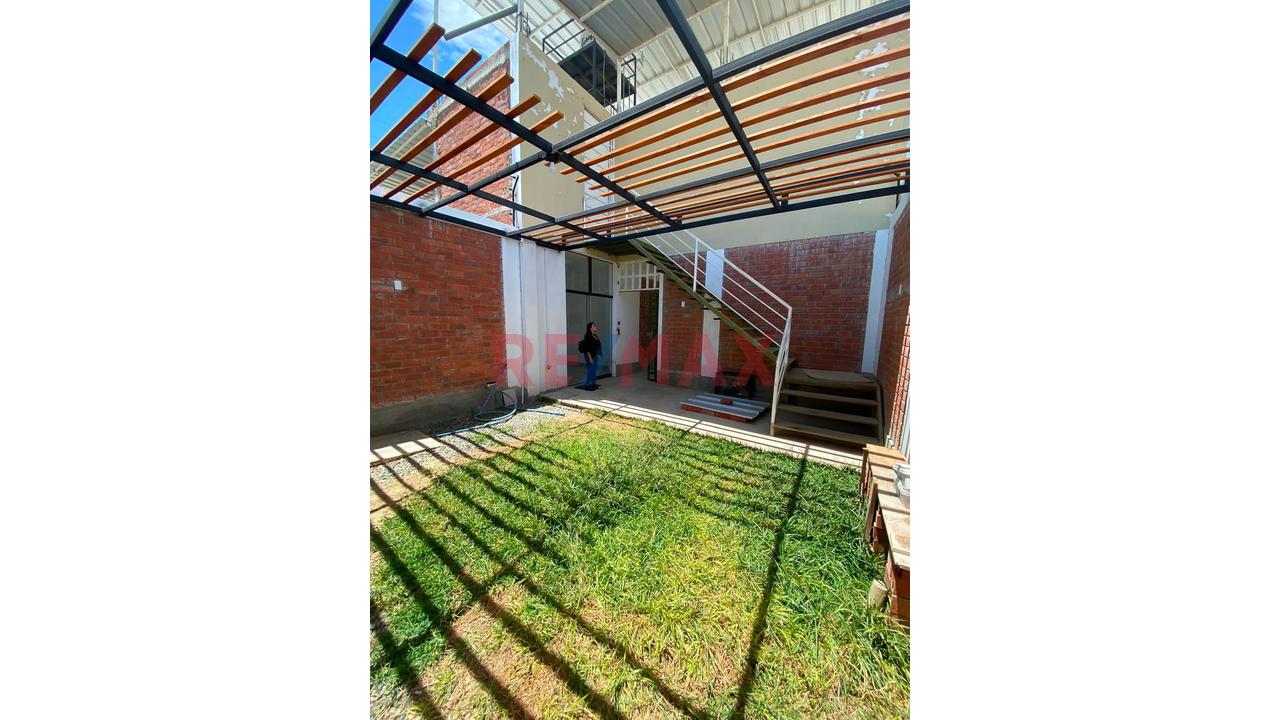 Alquiler De Casa Urbanizacion Boulevard Plark Plaza - 3
