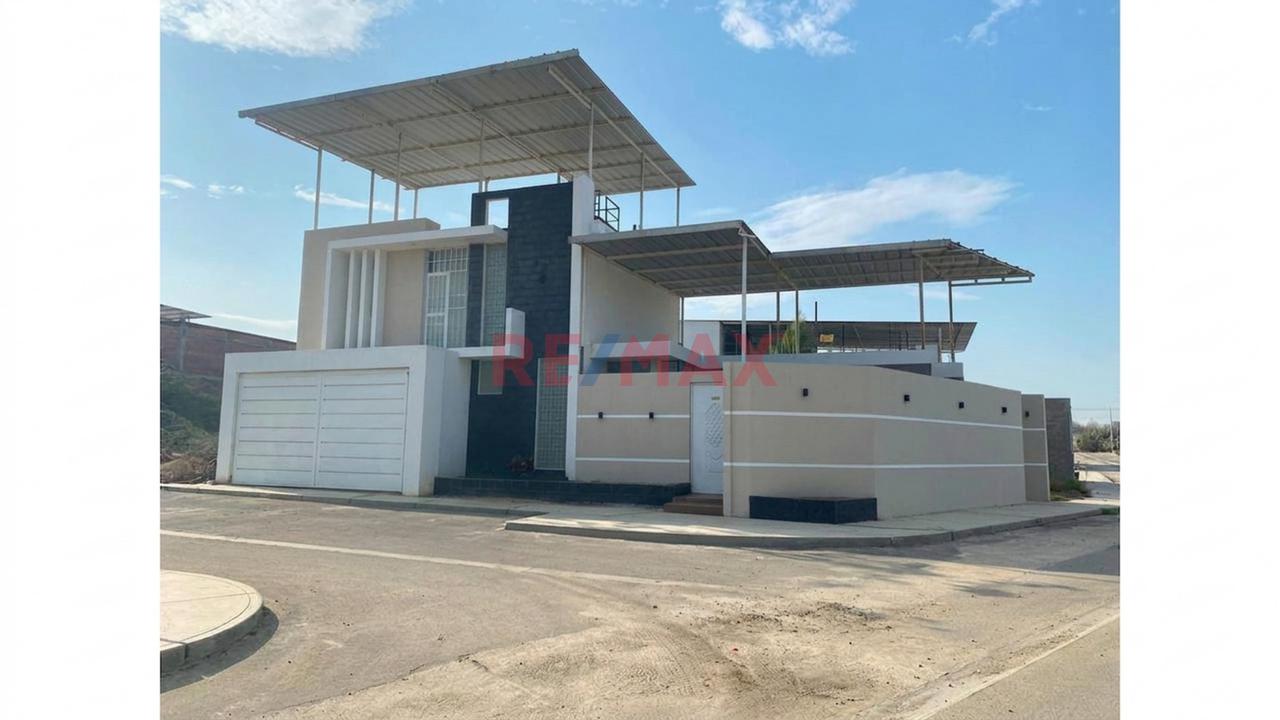 Alquiler De Casa Urbanizacion Boulevard Plark Plaza