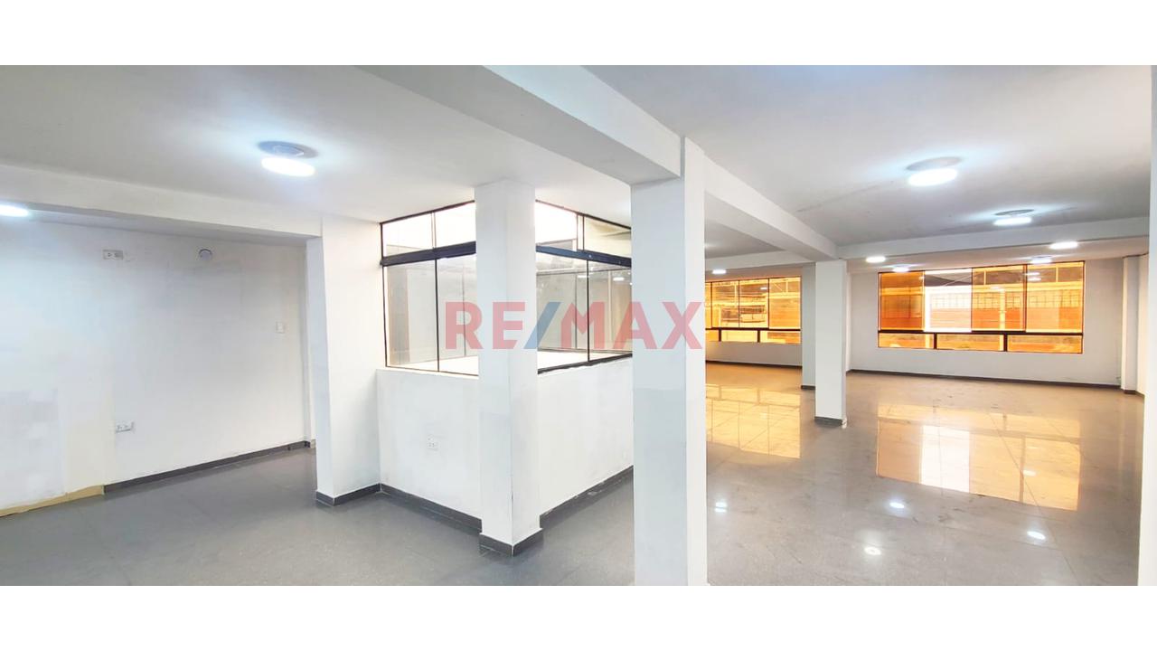 Alquiler Local Comercial Av.Lima 154M² En San Martín De Porres — foto 8