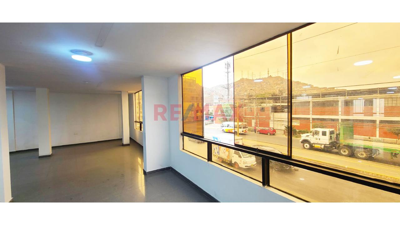 Alquiler Local Comercial Av.Lima 154M² En San Martín De Porres — foto 4