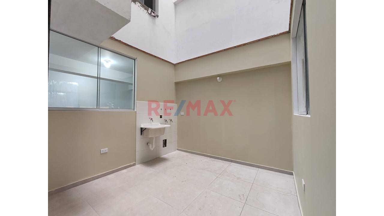 🏡 Departamento De Esteno Frente A Parque En San Juan De Miraflores – 3 Habitaciones Y Patio — foto 2