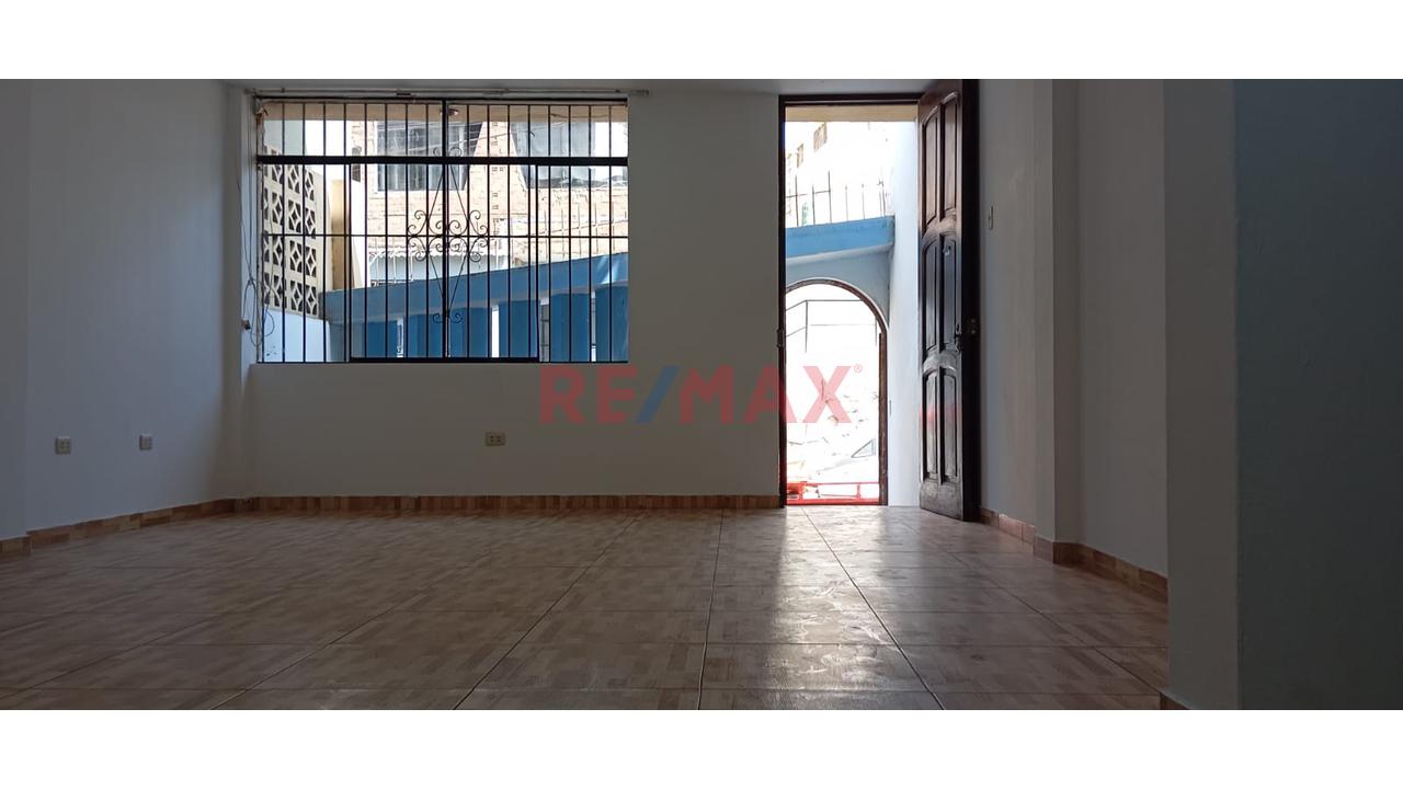 🏡 Alquilo Departamento  Con Amplia Azotea Techada - 3