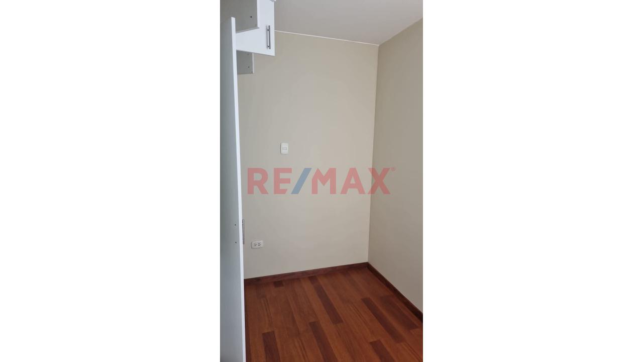 Depatamento En Alquiler Av Principal Surquillo — foto 4