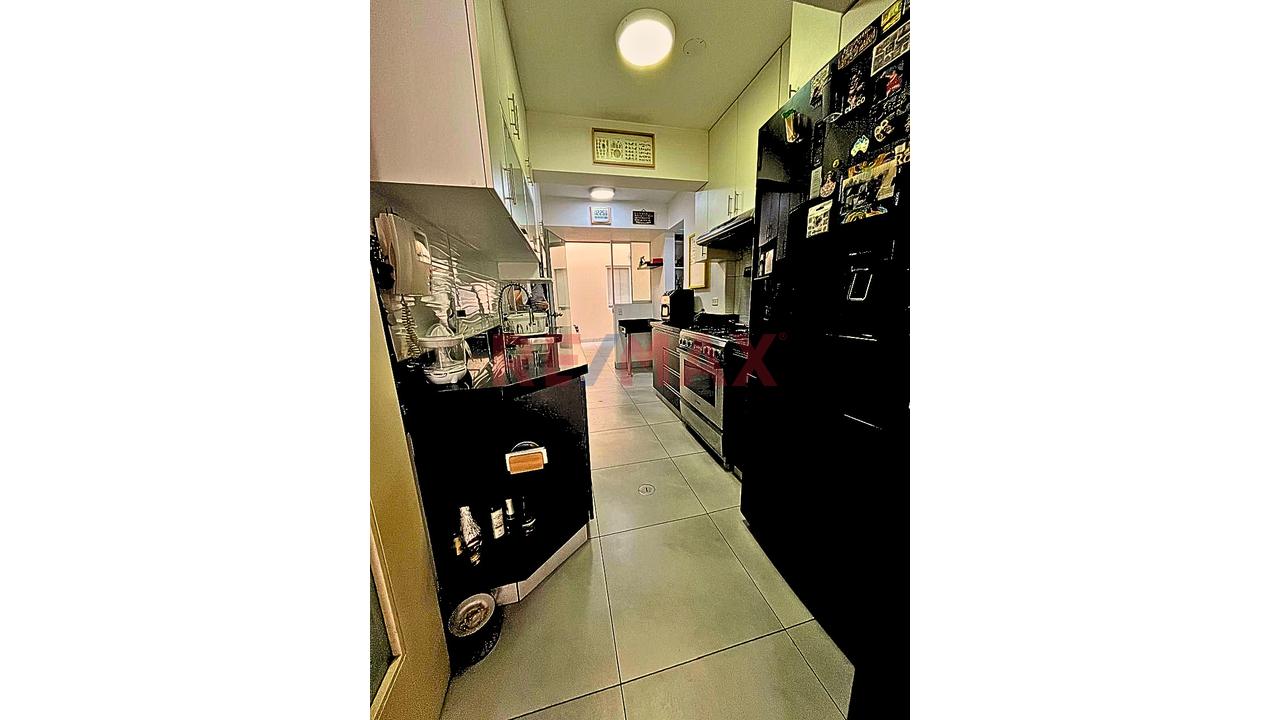 Exclusivo Departamento De 140 M² En 1.Er Piso: Espacio, Comodidad Y 2 Estacionamientos — foto 6