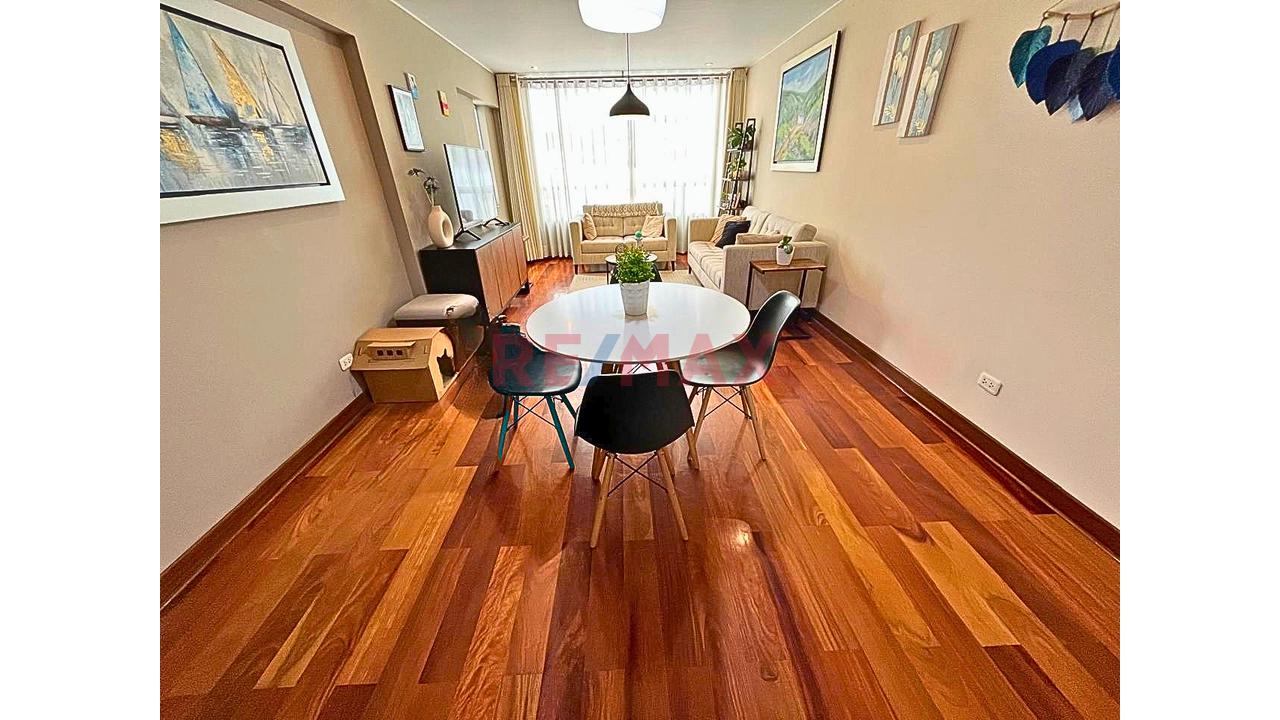 Exclusivo Departamento De 140 M² En 1.Er Piso: Espacio, Comodidad Y 2 Estacionamientos — foto 3