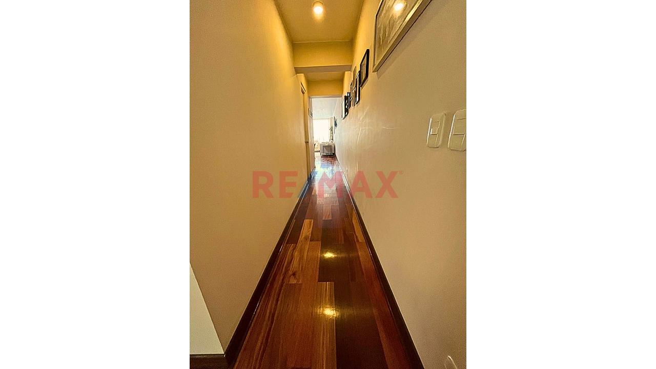 Exclusivo Departamento De 140 M² En 1.Er Piso: Espacio, Comodidad Y 2 Estacionamientos — foto 9