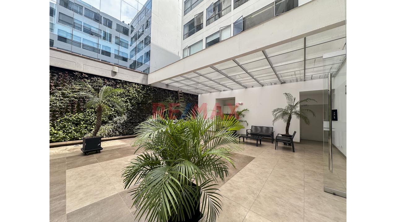 Departamento En Venta En Miraflores | 2 Dormitorios, 82.5 M² + Cochera - 16