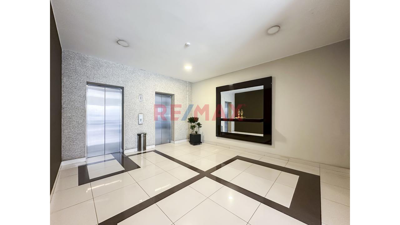 Departamento En Venta En Miraflores | 2 Dormitorios, 82.5 M² + Cochera - 18