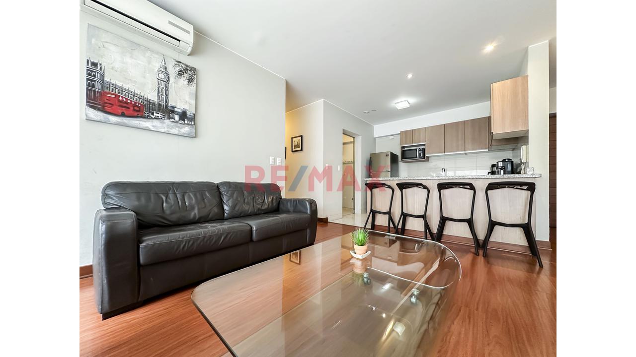 Departamento En Venta En Miraflores | 2 Dormitorios, 82.5 M² + Cochera - 3